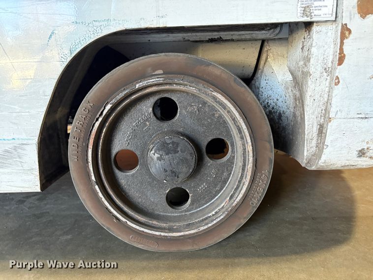 image for item EU8584 2015 Nissan CFS40 forklift