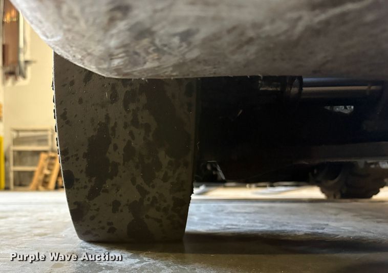 image for item EU8584 2015 Nissan CFS40 forklift