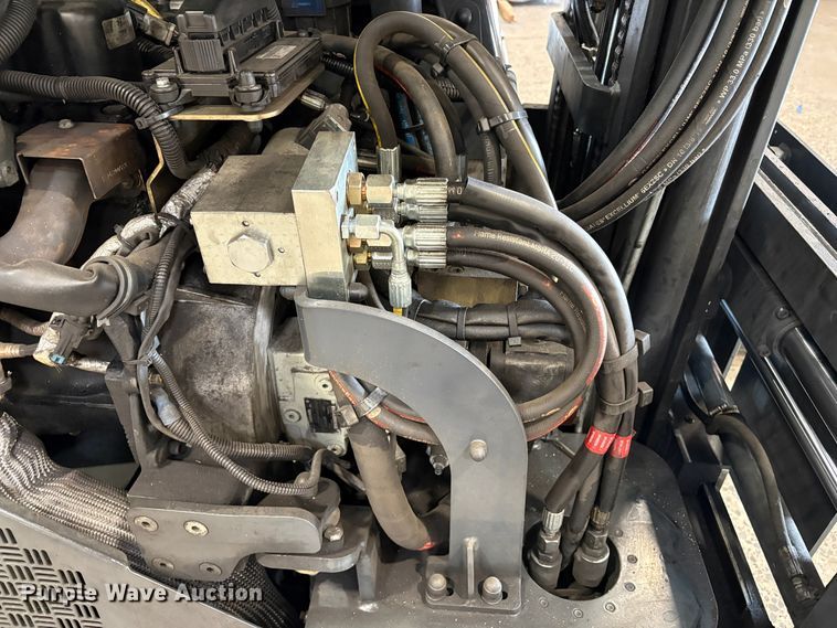 image for item EU8585 2016 CombiLift CB6600 forklift