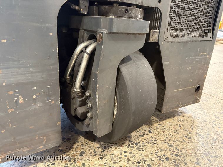 image for item EU8585 2016 CombiLift CB6600 forklift