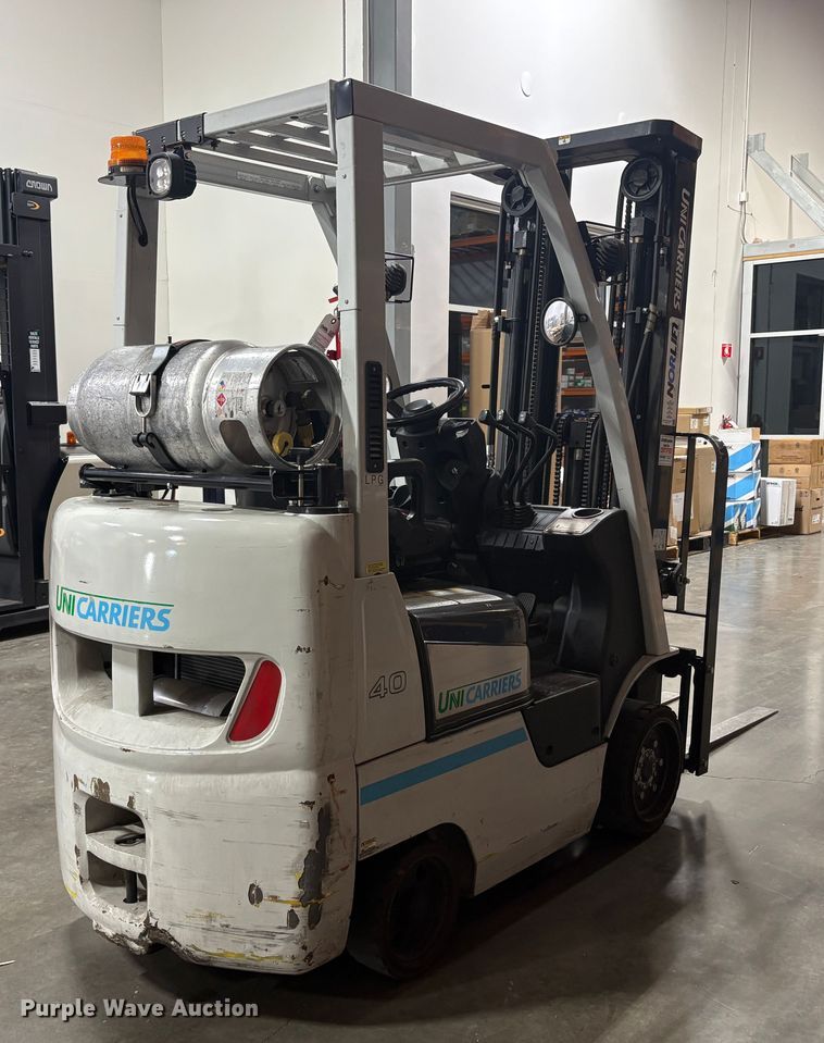 image for item EU8586 2017 UniCarriers CFS40 forklift