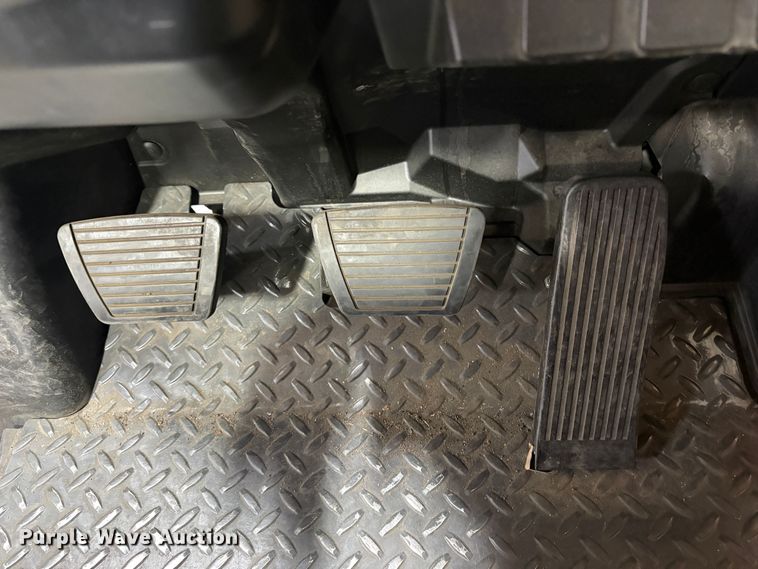 image for item EU8586 2017 UniCarriers CFS40 forklift