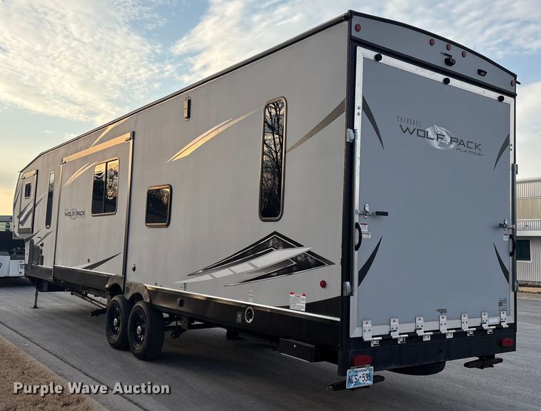 image for item EV2740 2022 Forest River Cherokee Wolf Pack Platinum camper