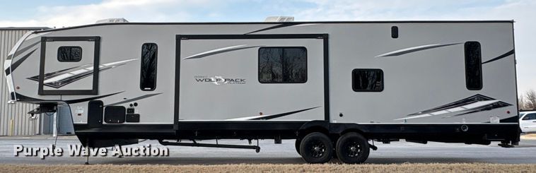 image for item EV2740 2022 Forest River Cherokee Wolf Pack Platinum camper