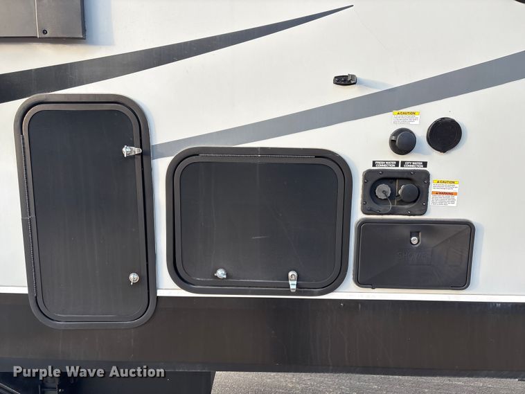 image for item EV2740 2022 Forest River Cherokee Wolf Pack Platinum camper