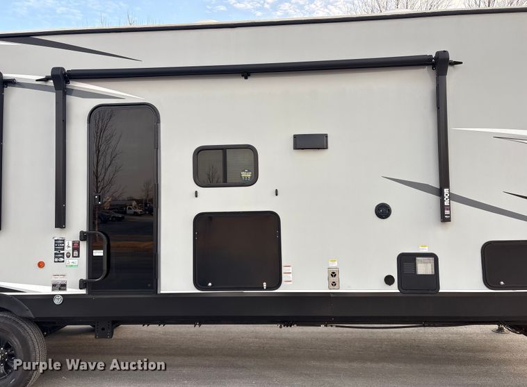 image for item EV2740 2022 Forest River Cherokee Wolf Pack Platinum camper