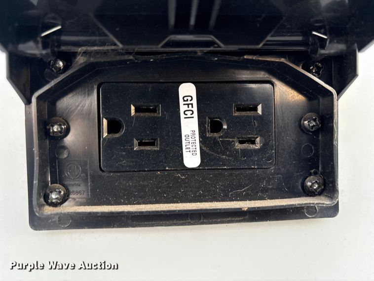 image for item EV2740 2022 Forest River Cherokee Wolf Pack Platinum camper