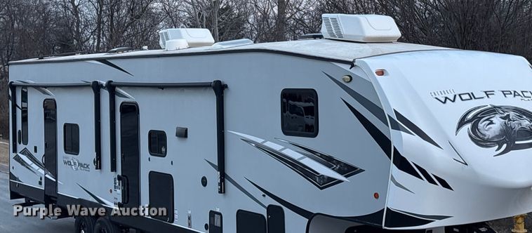 image for item EV2740 2022 Forest River Cherokee Wolf Pack Platinum camper