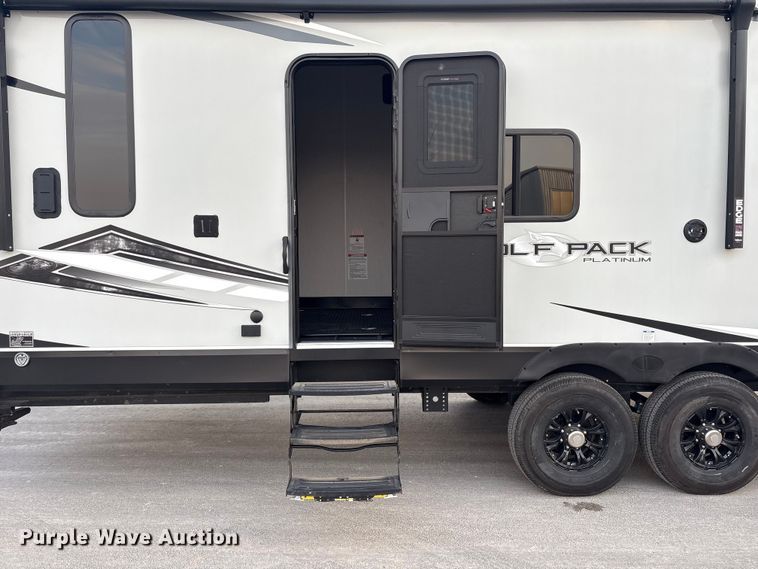 image for item EV2740 2022 Forest River Cherokee Wolf Pack Platinum camper