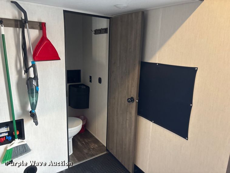 image for item EV2740 2022 Forest River Cherokee Wolf Pack Platinum camper