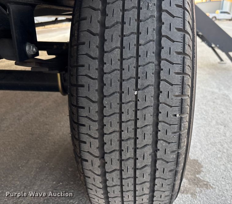 image for item EV2740 2022 Forest River Cherokee Wolf Pack Platinum camper