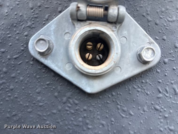 image for item EV2741 2009 International DuraStar 4400 SBA LP Crew Cab flatbed truck