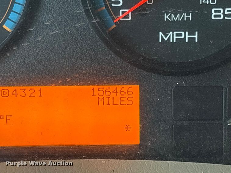 image for item EV2741 2009 International DuraStar 4400 SBA LP Crew Cab flatbed truck