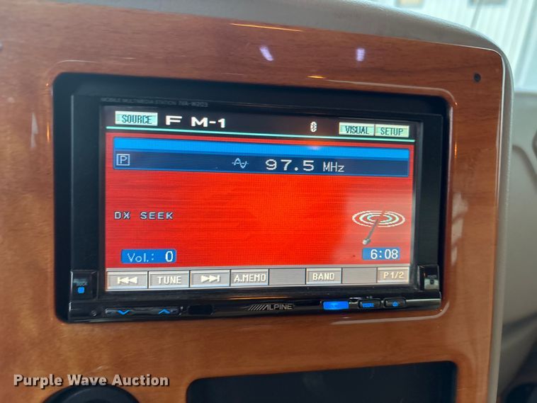 image for item EV2741 2009 International DuraStar 4400 SBA LP Crew Cab flatbed truck