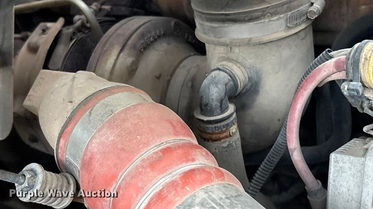 image for item EV2741 2009 International DuraStar 4400 SBA LP Crew Cab flatbed truck