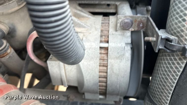 image for item EV2741 2009 International DuraStar 4400 SBA LP Crew Cab flatbed truck