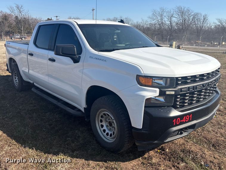 image for item EV2778 2020 Chevrolet Silverado 1500 Crew Cab pickup truck