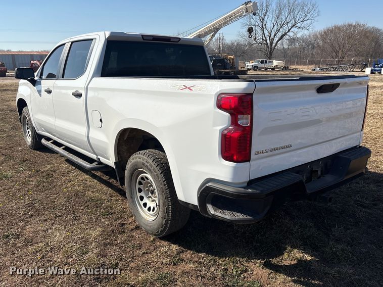 image for item EV2778 2020 Chevrolet Silverado 1500 Crew Cab pickup truck