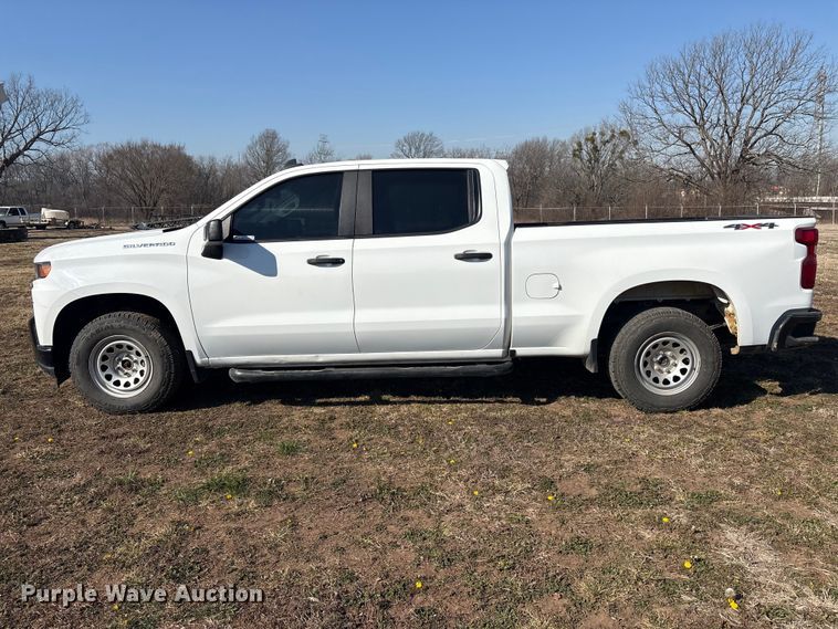 image for item EV2778 2020 Chevrolet Silverado 1500 Crew Cab pickup truck