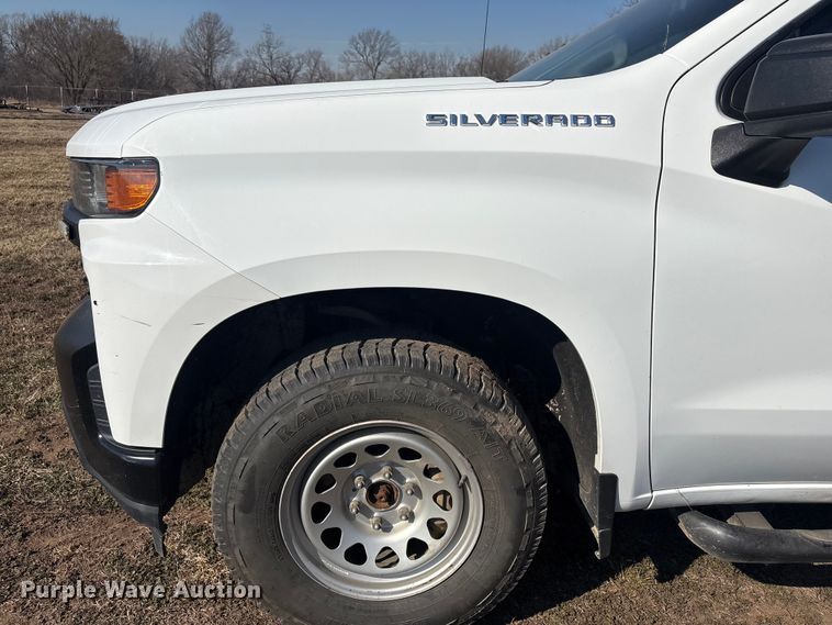 image for item EV2778 2020 Chevrolet Silverado 1500 Crew Cab pickup truck