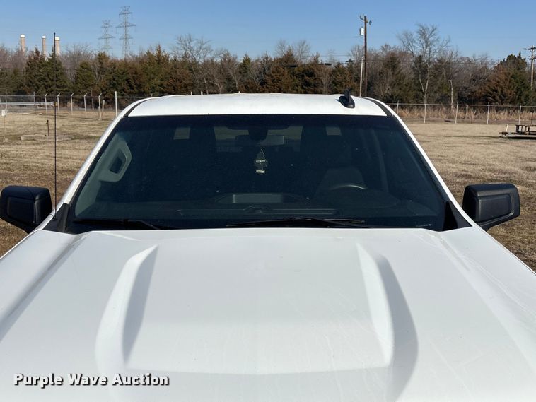 image for item EV2778 2020 Chevrolet Silverado 1500 Crew Cab pickup truck