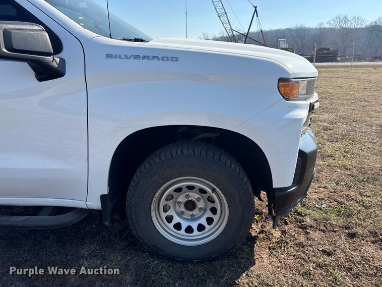 image for item EV2778 2020 Chevrolet Silverado 1500 Crew Cab pickup truck