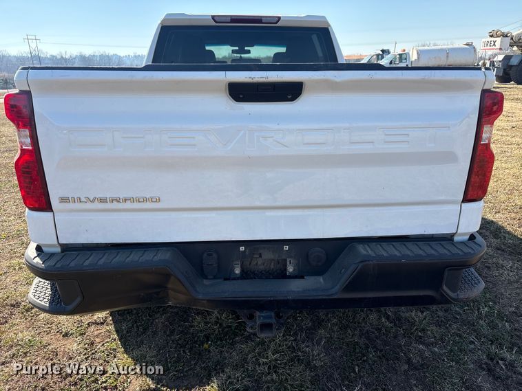 image for item EV2778 2020 Chevrolet Silverado 1500 Crew Cab pickup truck