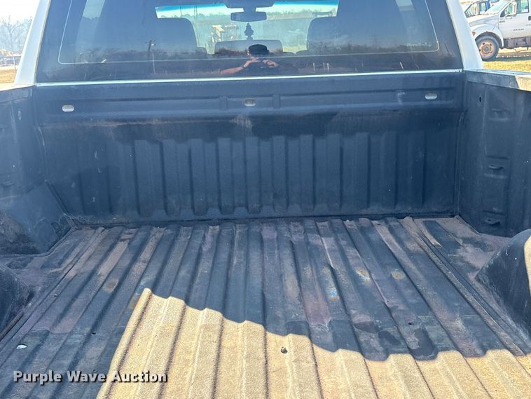 image for item EV2778 2020 Chevrolet Silverado 1500 Crew Cab pickup truck