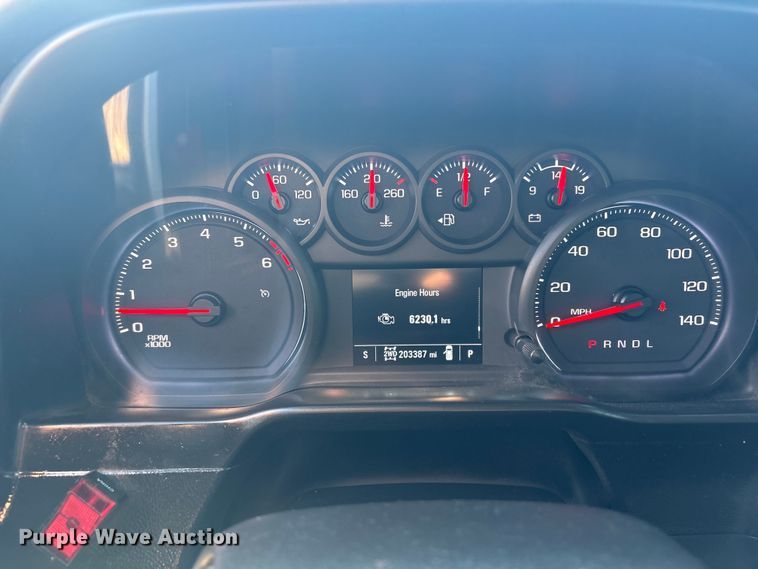 image for item EV2778 2020 Chevrolet Silverado 1500 Crew Cab pickup truck