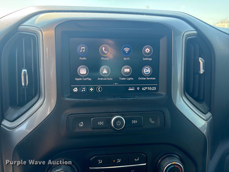 image for item EV2778 2020 Chevrolet Silverado 1500 Crew Cab pickup truck