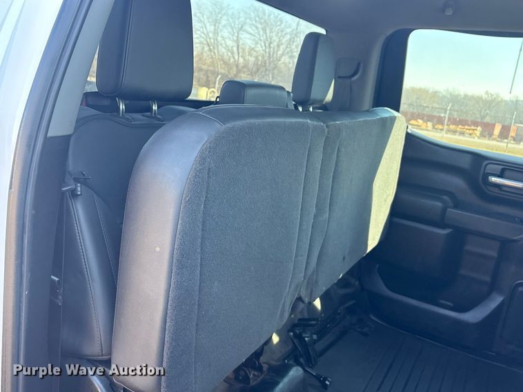 image for item EV2778 2020 Chevrolet Silverado 1500 Crew Cab pickup truck