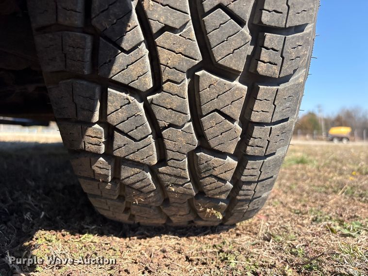 image for item EV2778 2020 Chevrolet Silverado 1500 Crew Cab pickup truck