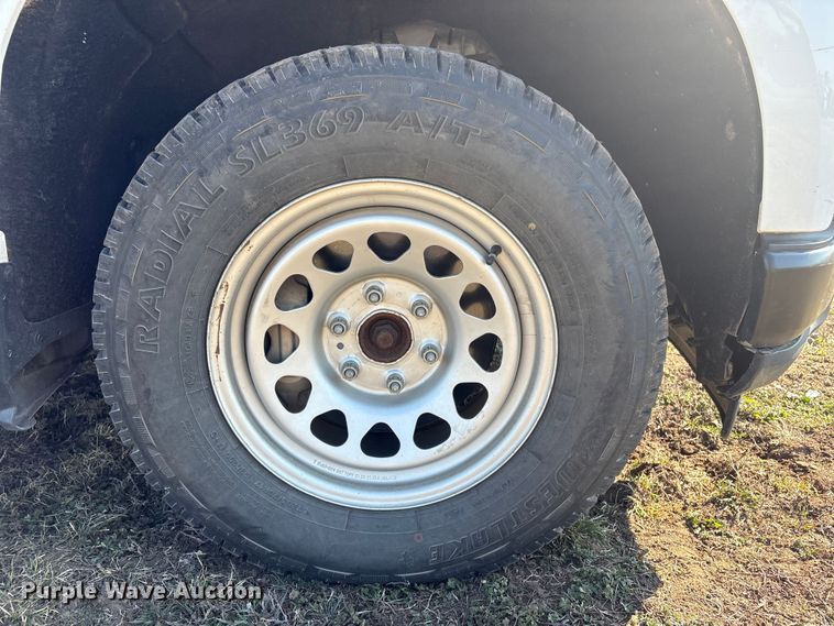 image for item EV2778 2020 Chevrolet Silverado 1500 Crew Cab pickup truck