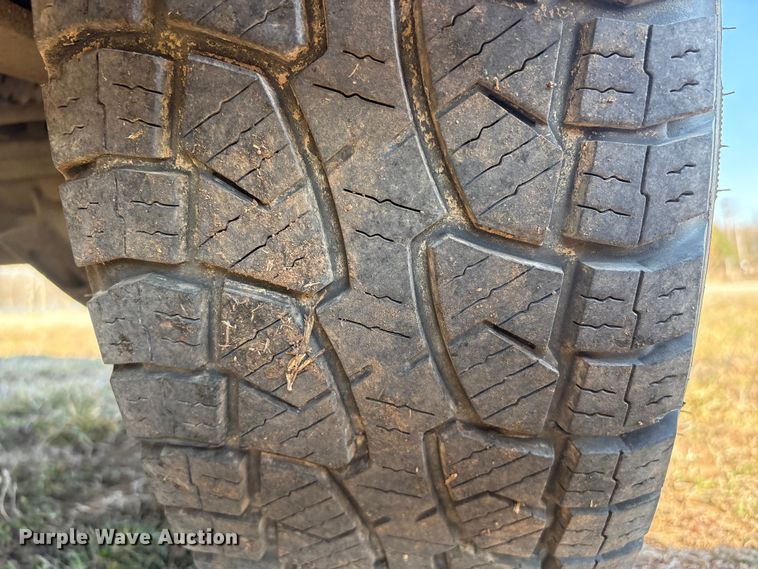 image for item EV2778 2020 Chevrolet Silverado 1500 Crew Cab pickup truck