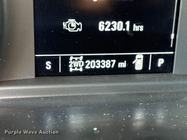 image for item EV2778 2020 Chevrolet Silverado 1500 Crew Cab pickup truck