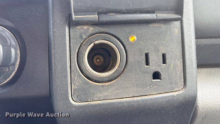 image for item EV2806 2020 Ford F350 Crew Cab pickup truck cab and chassis