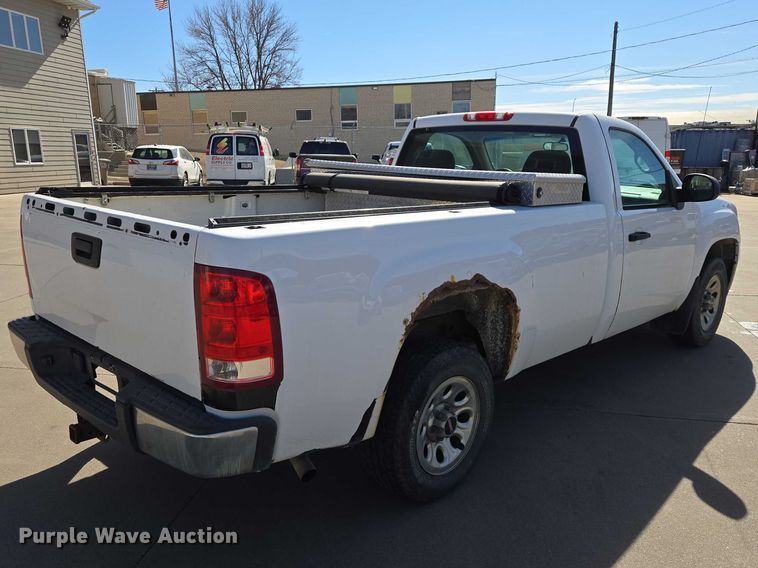 image for item EV5509 2012 GMC Sierra pickup truck