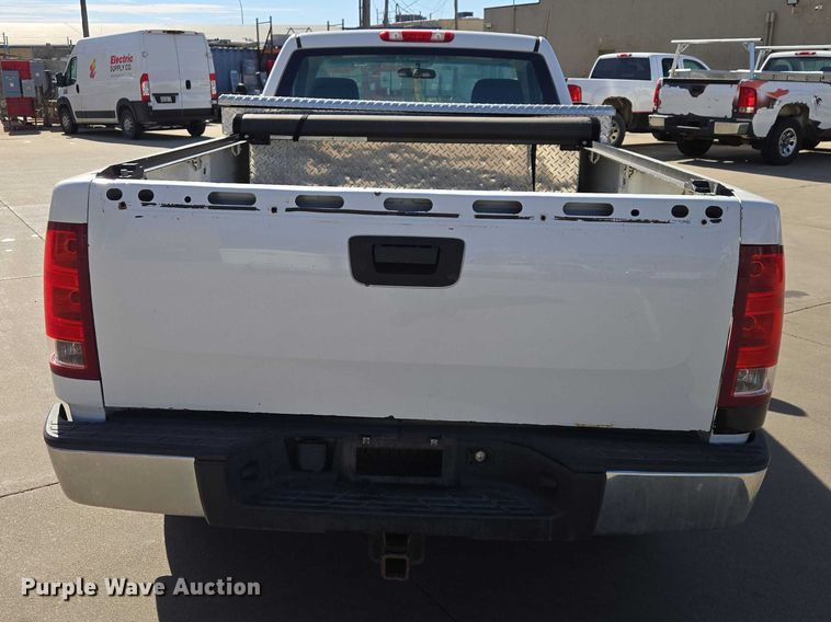 image for item EV5509 2012 GMC Sierra pickup truck