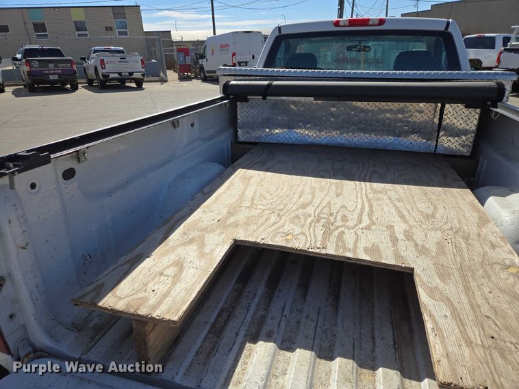 image for item EV5509 2012 GMC Sierra pickup truck