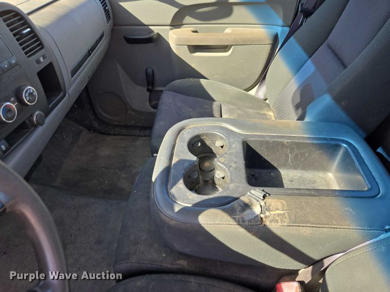 image for item EV5509 2012 GMC Sierra pickup truck