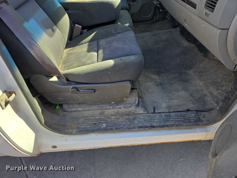 image for item EV5509 2012 GMC Sierra pickup truck