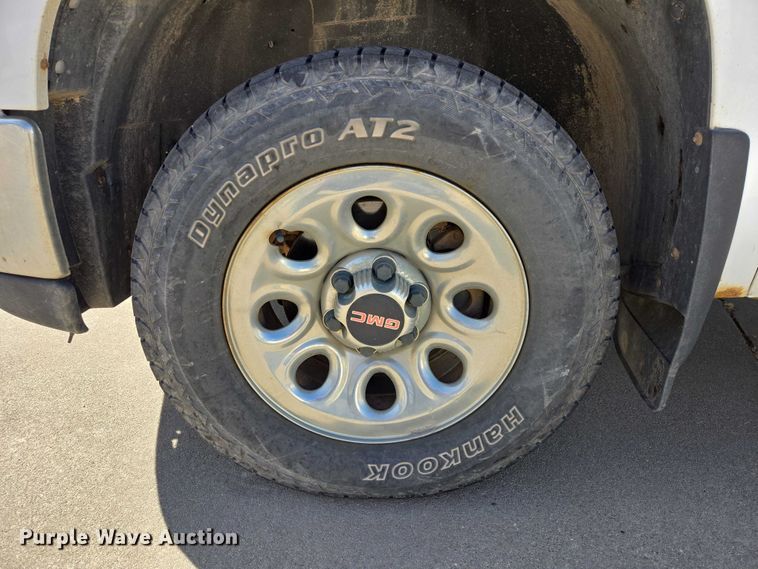 image for item EV5509 2012 GMC Sierra pickup truck