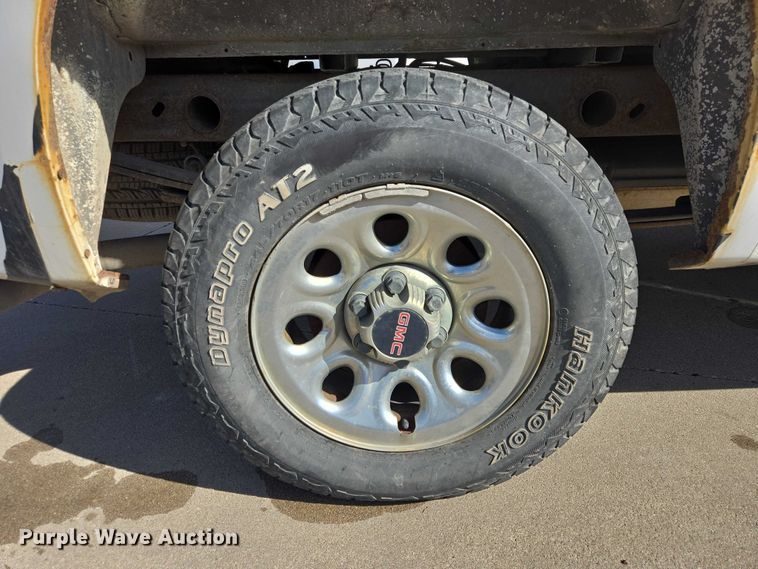 image for item EV5509 2012 GMC Sierra pickup truck