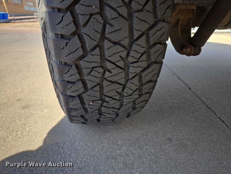 image for item EV5509 2012 GMC Sierra pickup truck