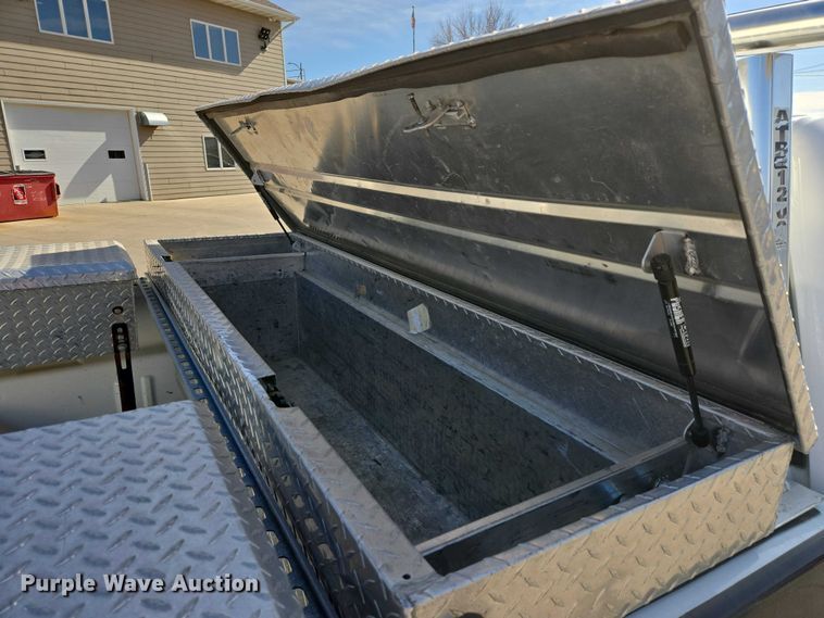 image for item EV5510 2010 GMC Sierra pickup truck