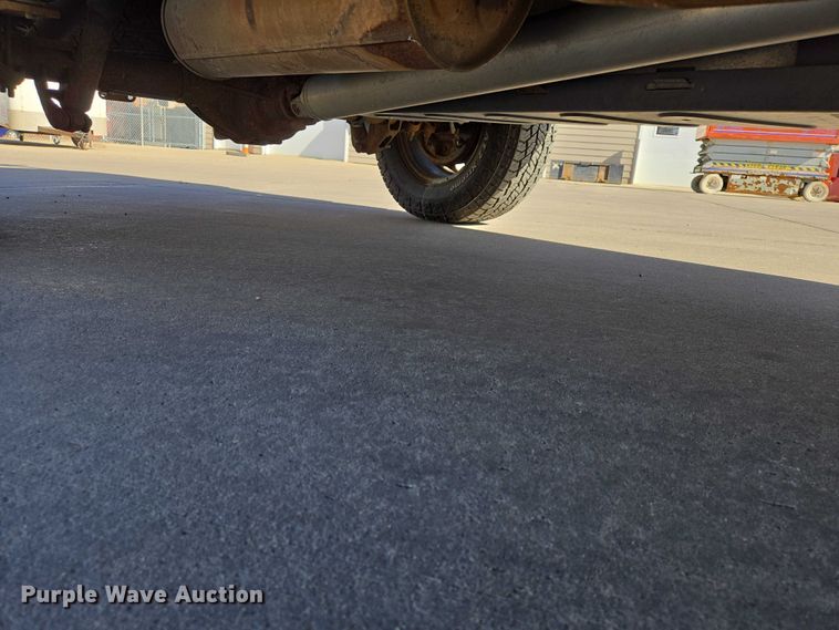 image for item EV5510 2010 GMC Sierra pickup truck