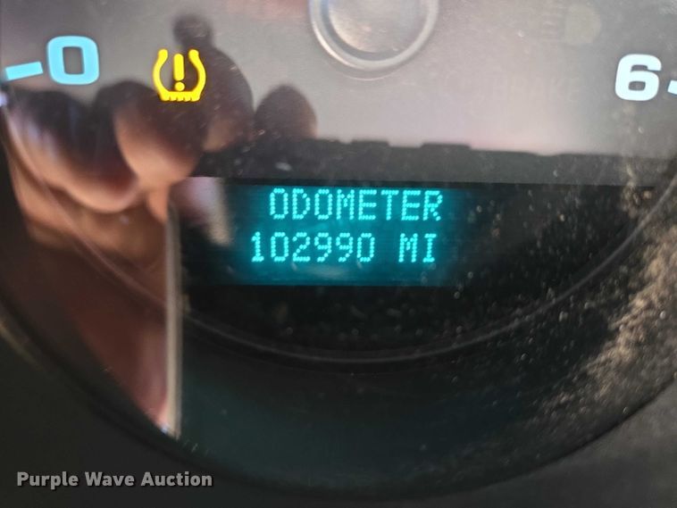 image for item EV5510 2010 GMC Sierra pickup truck