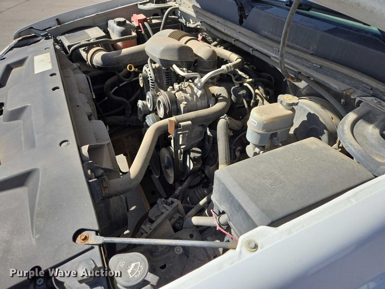 image for item EV5510 2010 GMC Sierra pickup truck