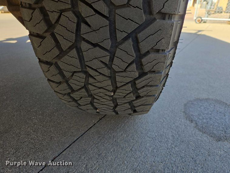 image for item EV5510 2010 GMC Sierra pickup truck