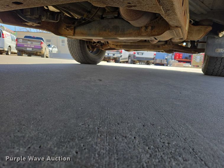 image for item EV5511 2012 GMC Sierra Ext. Cab pickup truck